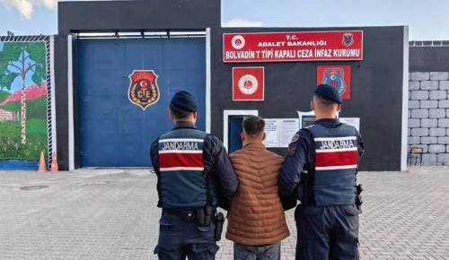 Afyonkarahisar’da kasten yaralama suçundan aranıyordu, yakalandı