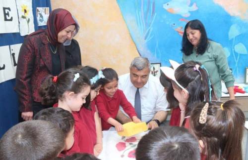 Afyonkarahisar'da keçe atölyesi etkinliğine minikler akın etti