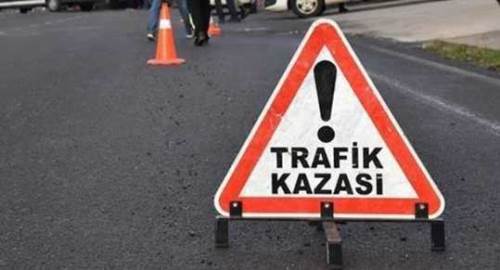 Afyonkarahisar’da kontrolden çıkan otomobilde 2 kişi yaralandı
