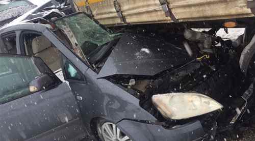 Afyonkarahisar'da korkunç kaza: 1 ölü 3 yaralı