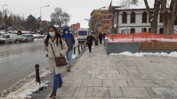 Afyonkarahisar’Da Korona Virüs Vaka Sayısı 154
