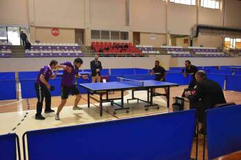 Afyonkarahisar’Da Masa Tenisi Müsabakaları Sona Erdi
