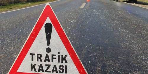 Afyonkarahisar'da minibüs kazası: 3 kişi hastaneye kaldırıldı!