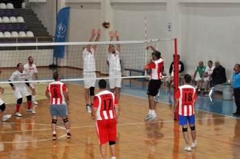 Afyonkarahisar’Da Öğretmenler Kupası Grup Müsabakaları
