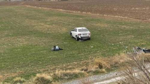 Afyonkarahisar’da şarampole düşen otomobilde sürücü yaralandı