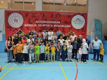 Afyonkarahisar’Da Satranç Turnuvası Tamamlandı
