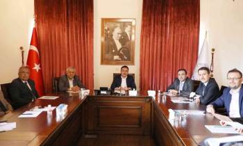 Afyonkarahisar’Da Teknofest Yarışması İçin Protokol Bir Araya Gedi
