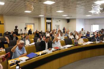 Afyonkarahisar’Da Toplu Taşıma Ücretlerine Zam
