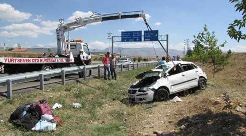 Afyonkarahisar'da trafik kazası: 2 yaralı