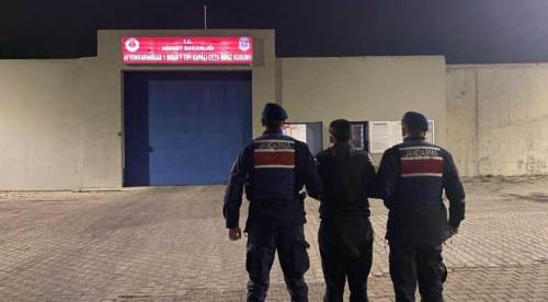 Afyonkarahisar’da uyuşturucu baskını: Binlerce hap ele geçirildi