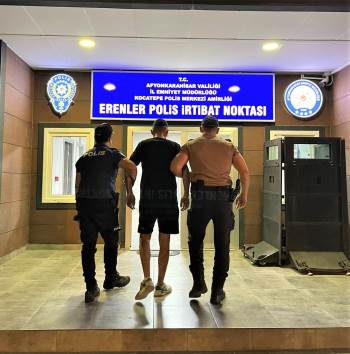 Afyonkarahisar’Da Yağma Suçundan Aranan Şahıs Yakalandı
