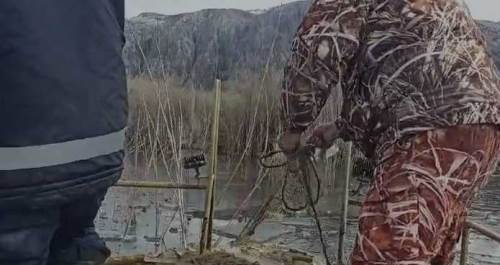 Afyonkarahisar'da yasaklı ağlar ele geçirildi!