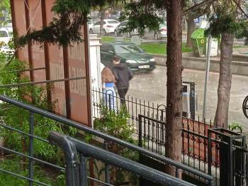 Afyonkarahisar’Daki Ani Bastıran Dolu Ve Yağmur Hayatı Olumsuz Etkiledi
