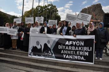 Afyonkarahisar’Dan Diyarbakır’Daki Annelere Destek
