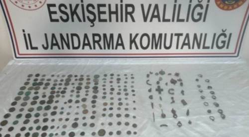 Afyonkarahisar'dan Eskişehir'e kaçırdı: Jandarma el koydu