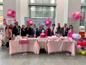 Afyonkarahisar Devlet Hastanesinde ‘Emzirme Haftası’ Farklı Bir Etkinlikle Kutlandı
