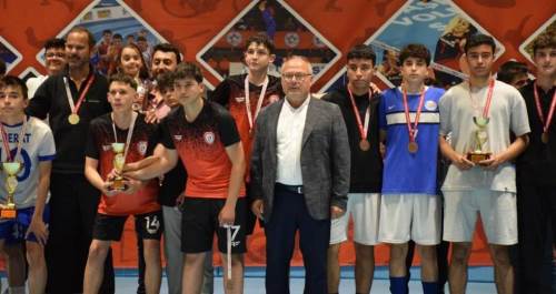 Afyonkarahisar Erkek Futsal Şampiyonası sona erdi