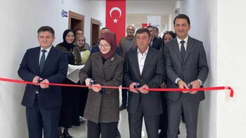 Afyonkarahisar Evciler’de yeni vergi dairesi hizmete açıldı