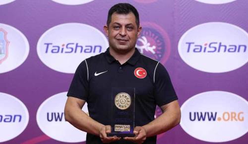 Afyonkarahisar’ın gururu Yakup Yağcı’ya Türkiye Güreş Federasyonu'ndan önemli görev