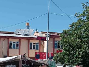 Afyonkarahisar’In O İlçesinde Termometreler 38 Dereceleri Gördü
