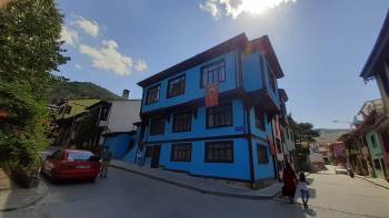 Afyonkarahisar’In Rengarenk Tarihi Konakları Görenleri Kendine Hayran Bırakıyor
