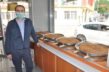 Afyonkarahisar’In Tescilli Tatlısına Yoğun İlgi
