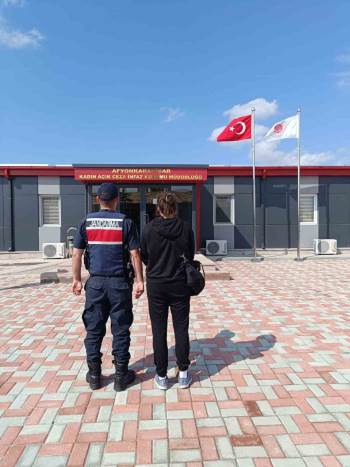 Afyonkarahisar Kaçak Şahıs Yakaladı
