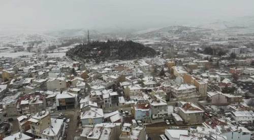 Afyonkarahisar kar yağışı ile beyaza büründü