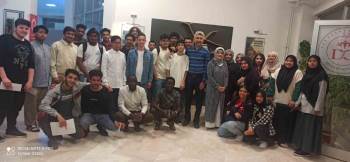 Afyonkarahisar Müftülüğünden Yabancı Uyruklu Öğrencilere Bayram Hediyesi
