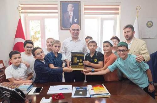Afyonkarahisar Müftüsü İmamoğlu çocuklarla bir araya geldi