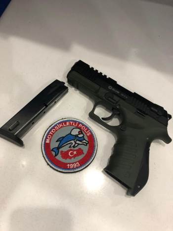 Afyonkarahisar Polisi Aralıksız Uygulamalarıyla Huzur Ve Güven Vermeye Devam Ediyor
