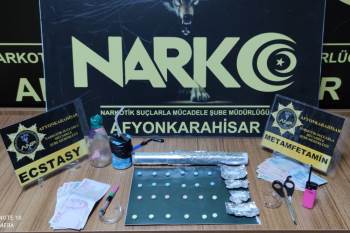 Afyonkarahisar Polisinden Eş Zamanlı Uyuşturucu Operasyonu
