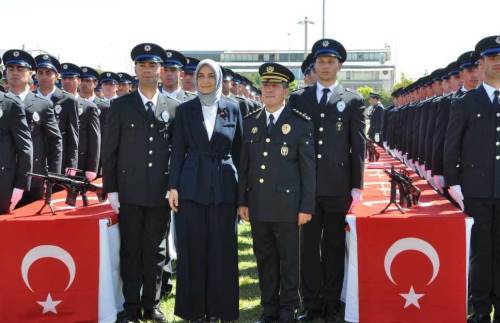 Afyonkarahisar POMEM 225 yeni polis mezun verdi
