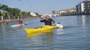Afyonkarahisarlı Genç Kano Sporcuları Türkiye Kupası’Na Hazırlanıyor
