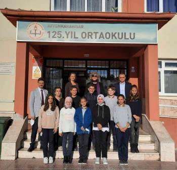 Afyonkarahisarlı Öğrenciler Radyodan Türkiye’Ye Seslenecek
