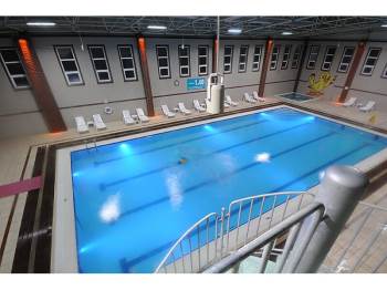 Afyonlular Sokağa Çıkma Yasağını Apart Kaplıcalarda Geçirecek
