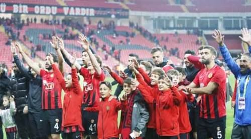 Ağırlıktan kurtulan Es-Es yükselir!