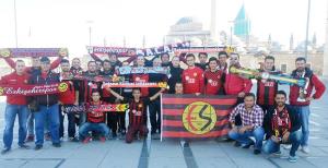 Sahada yenilebiliriz ama tribünde!..