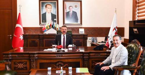 Ahmet Ataç, Eskişehir Valisi Hüseyin Aksoy’u ziyaret etti