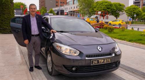 Ahmet Ataç’ın makam aracıyla verdiği mesaj!