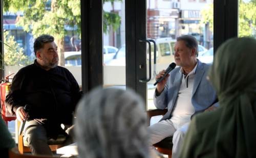 Ahmet Özhan Sakarya’da sanatseverlerle buluştu