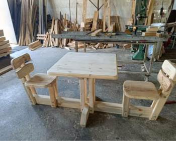 Ahşap Atölyesinde Üretim Devam Ediyor
