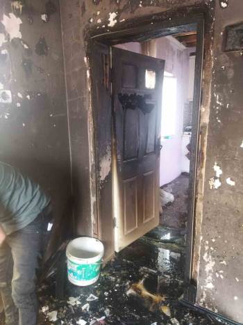 Ahşap Ev Çıkan Yangında Kullanılamaz Hale Geldi
