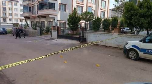 Aidat kavgasında silahlar konuştu