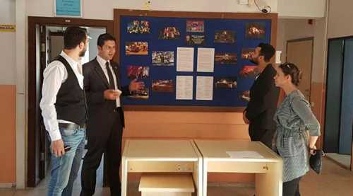  Ak gençlikten anlamlı ziyaret