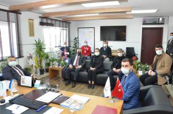 Ak Parti Bilecik İl Başkanı Yıldırım’Dan Sağlık Çalışanlarına Teşekkür
