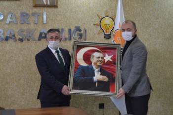 Ak Parti Bilecik İl Başkanlığı Atanan Serkan Yıldırım Görevi Teslim Adlı
