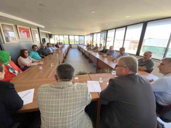 Ak Parti Bilecik İl Yönetim Kurulu Toplandı
