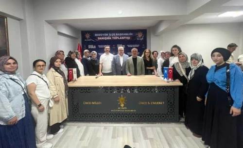 AK Parti Bozüyük’te yeni projeler masada