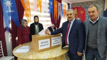 Ak Parti’De Delege Seçimleri Yapıldı
